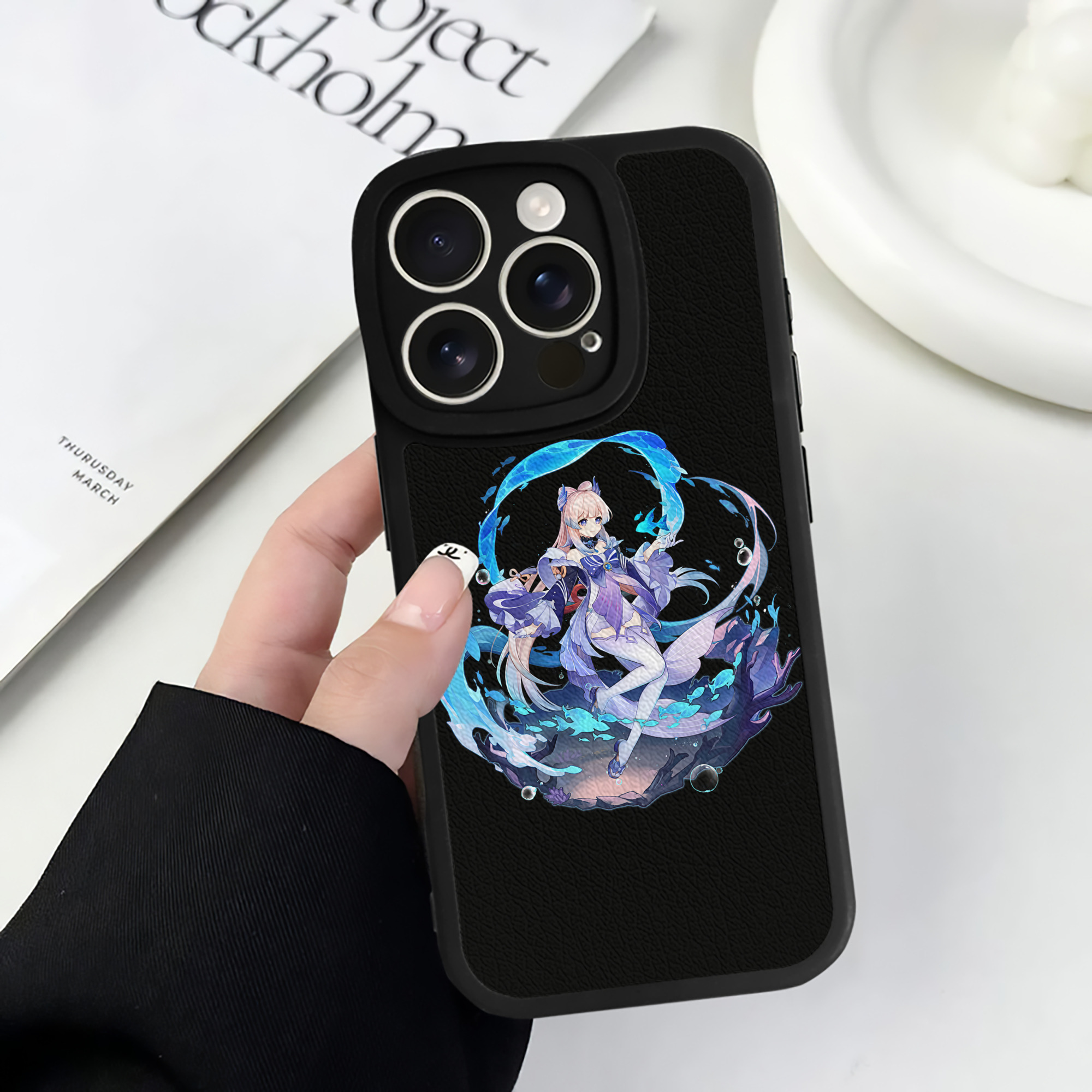 げんし神 珊瑚宮心海 サンゴノミヤ・ココミ genshin Sangonomiya Kokomi 【iPhone 16シリーズ対応】シリコンスマホケース（レザー調） 材質：シリコン